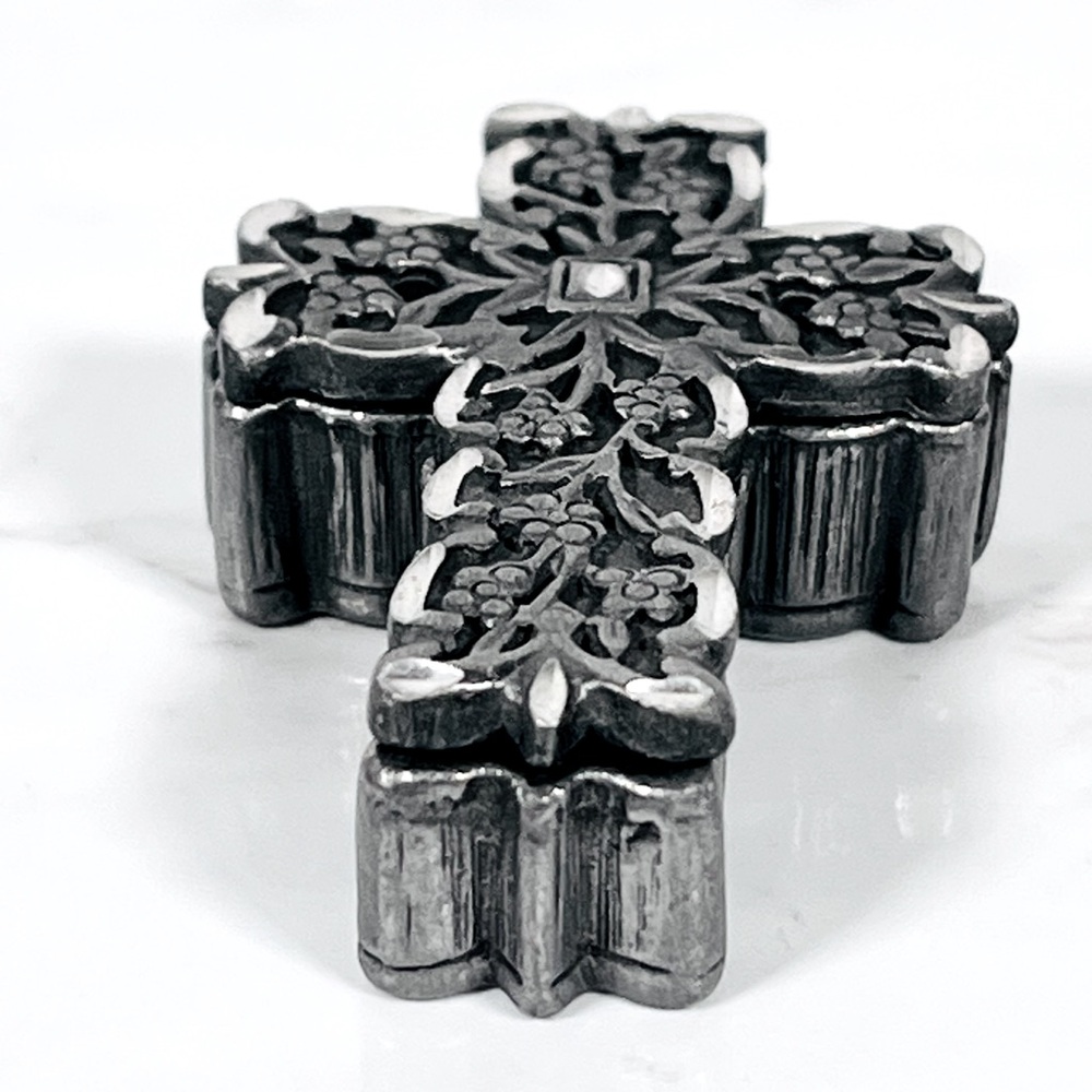 Pewter Celtic Cross Mini Trinket Box/Brooch - Picture 3 of 12
